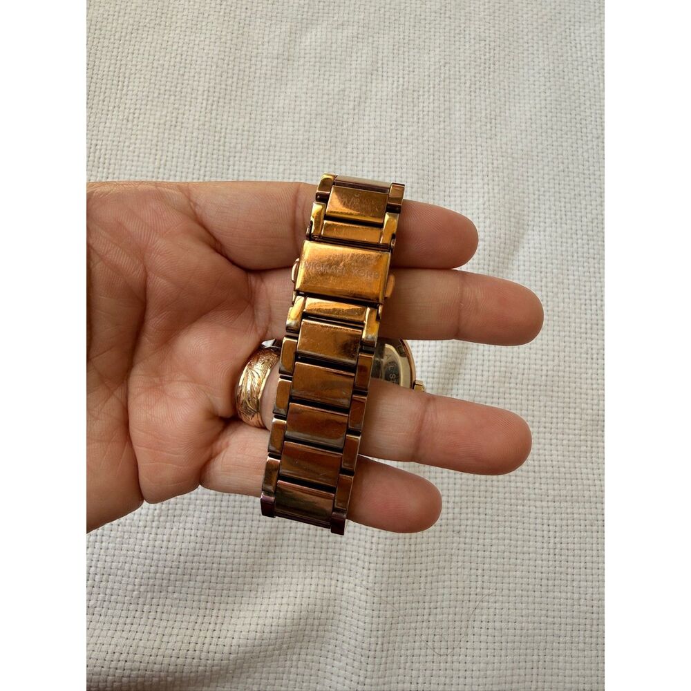 Michael Kors Rose Gold Parker "Logo Glitz" Watch - Picture 7 of 7